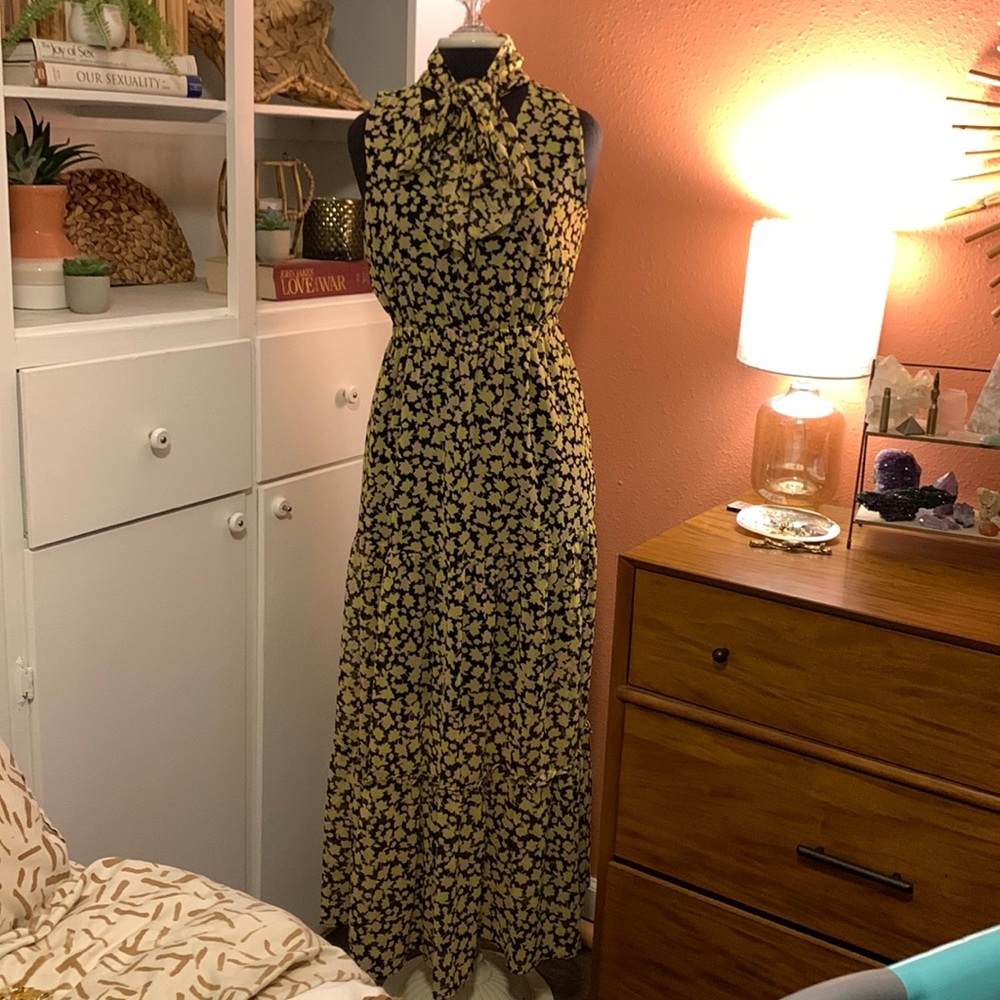 Tiered sleeveless prairie maxi dress